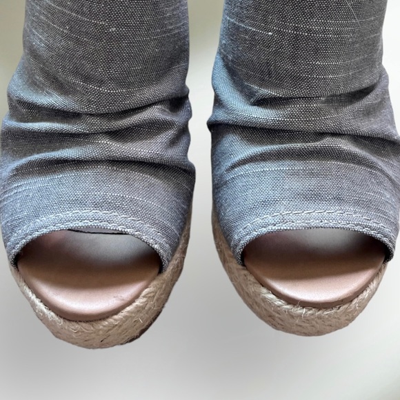 Espadrille wedges with peep toe size 10 - Picture 6 of 8